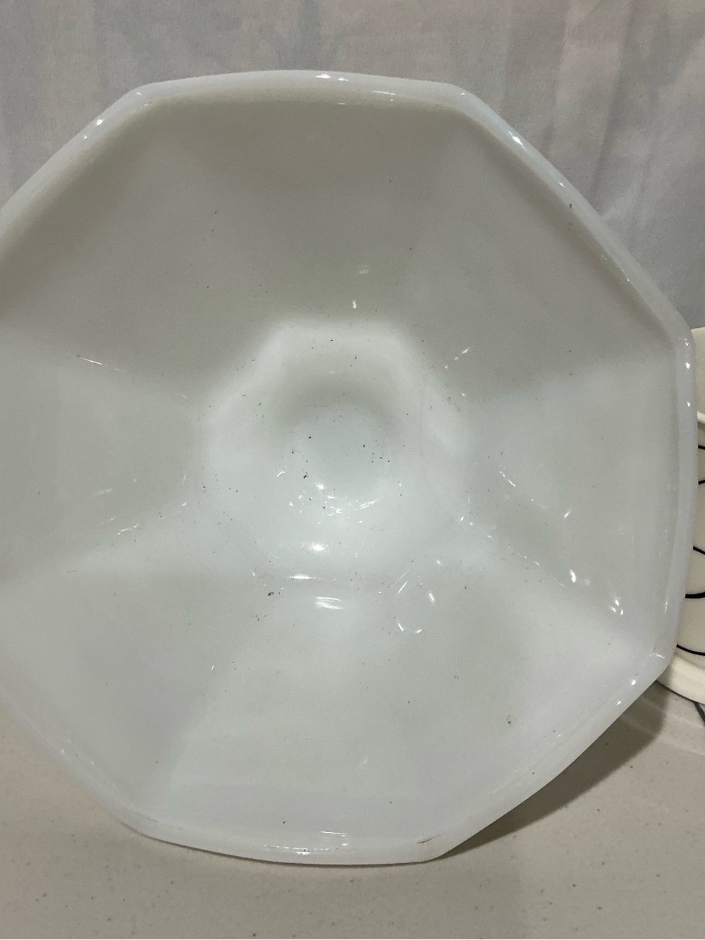 White Octagonal Ceramic Serving Bowl - Home Kitchen